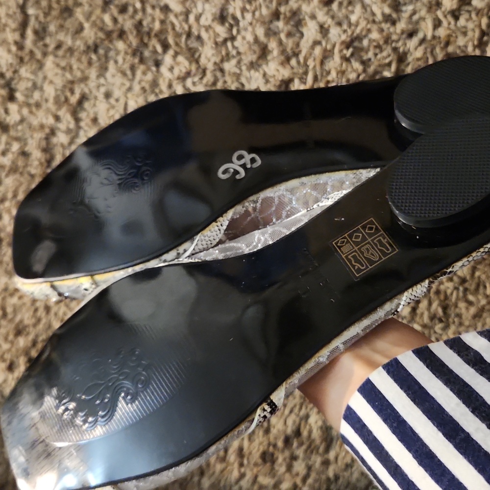 Ashro Women's Snakeskin Slip-On 12 - Picture 8 of 9